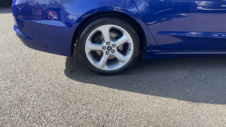 Ford Mondeo 1.5 EcoBoost Titanium 5dr Petrol Hatchback